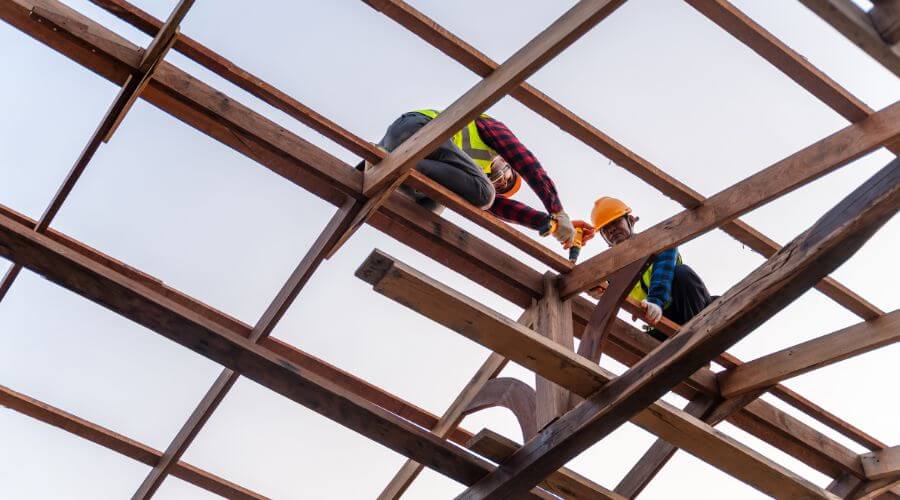 Professional gutter cleaning services in Desert Hot Springs, CA